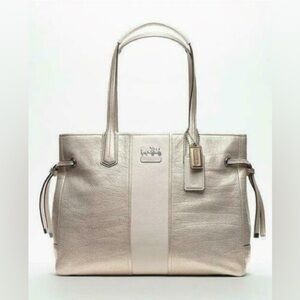 Coach Chelsea Leather Stripe Charlie Carryall Tote cream and gold met colour